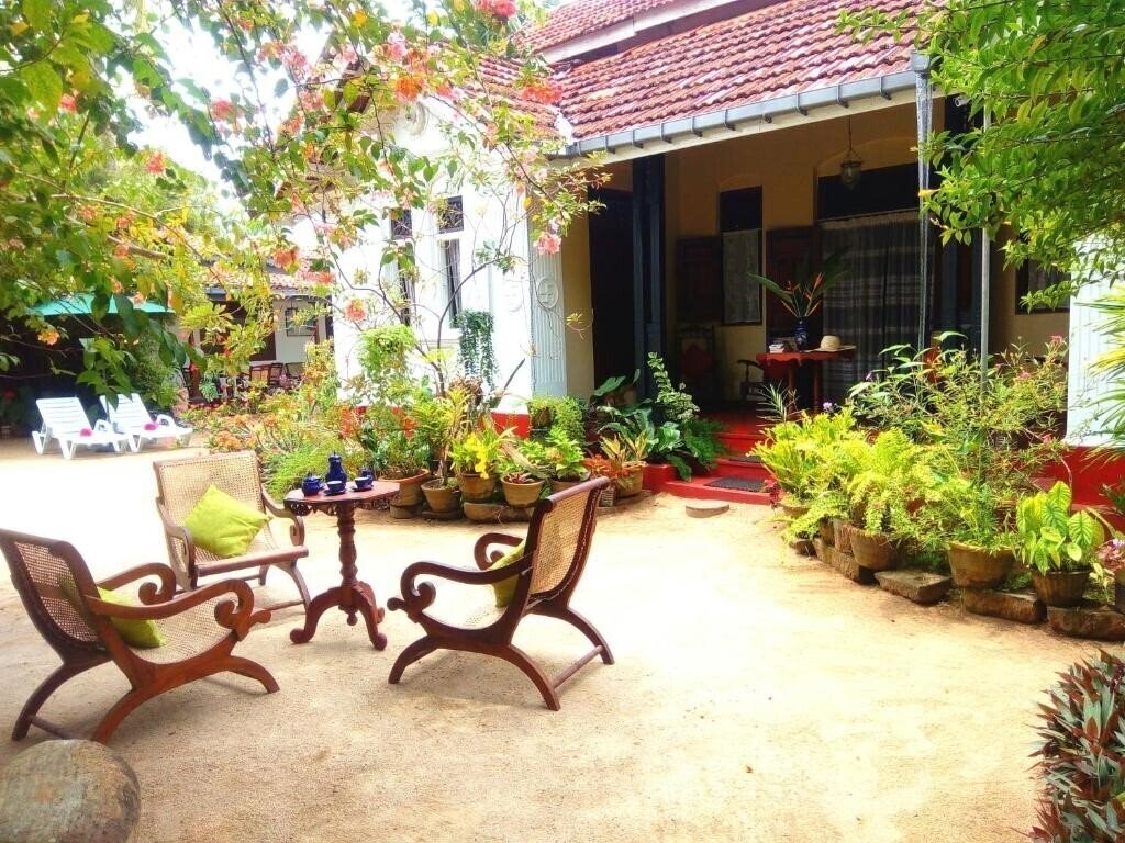 Готель Walauwa Villa Ahungalla 1*