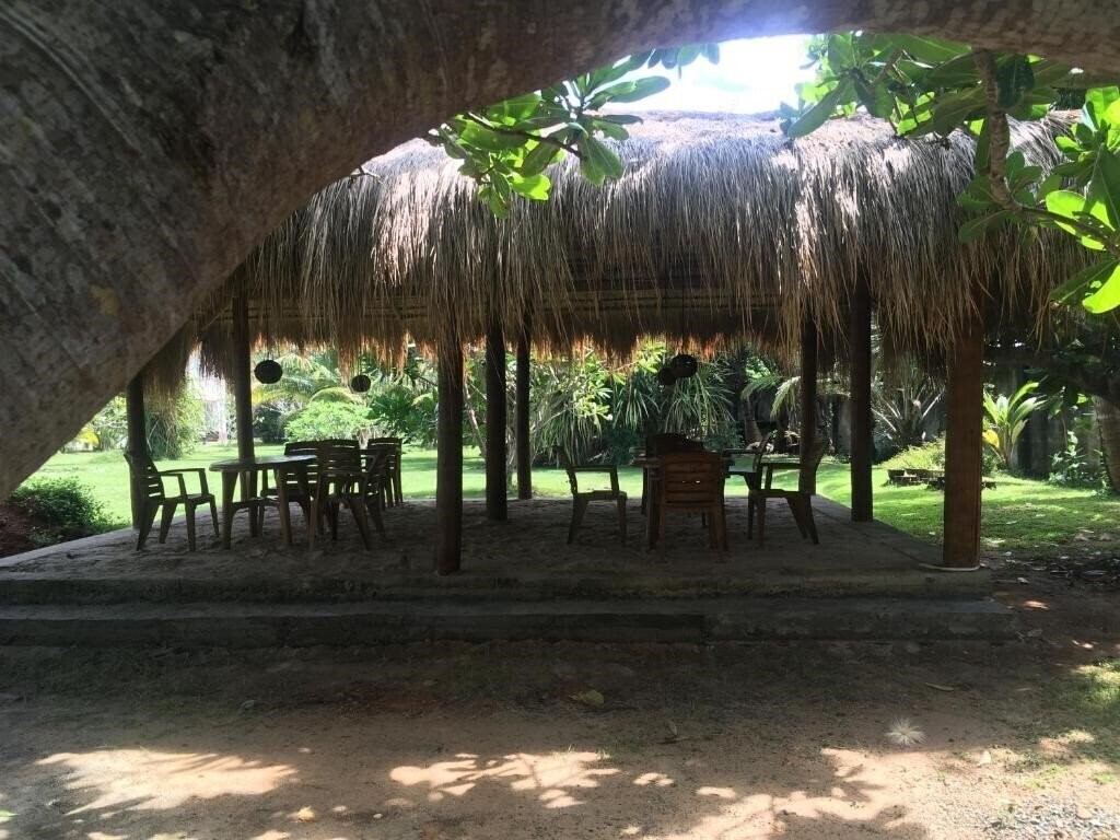 Зображення Raja Beach Hotel 1*