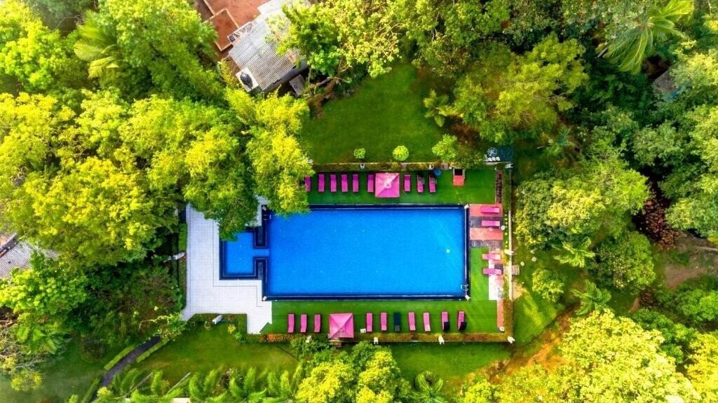 Отель Heritage Hotel Anuradhapura 3*