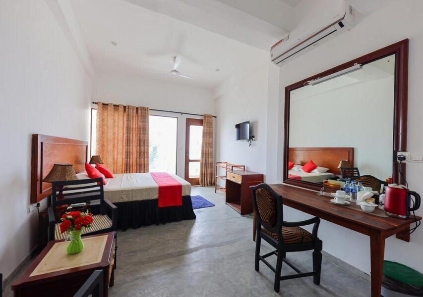 Изображение Sea Breeze Ambalangoda 2*