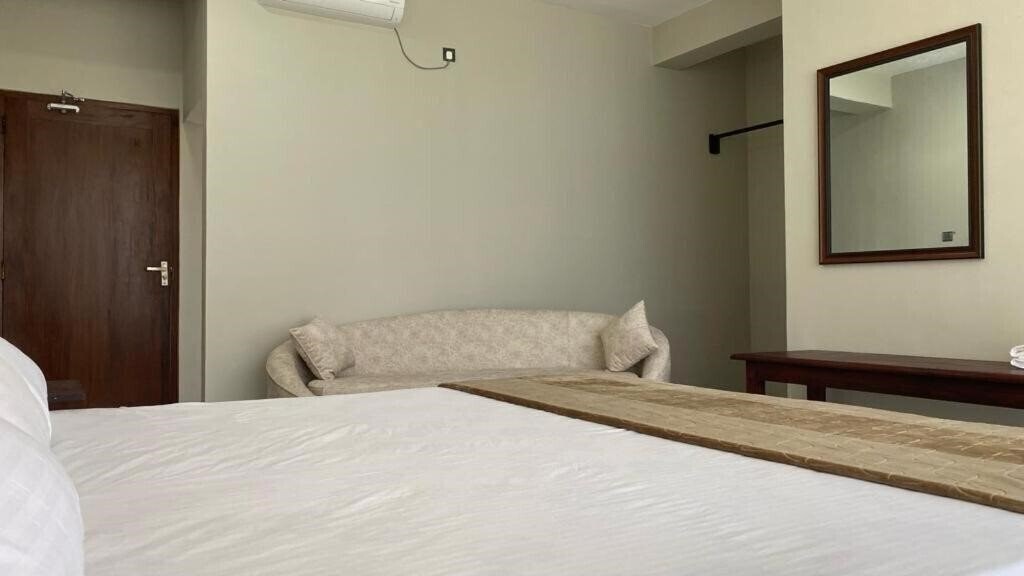 Фото Blue Wave Beach Villa 2*