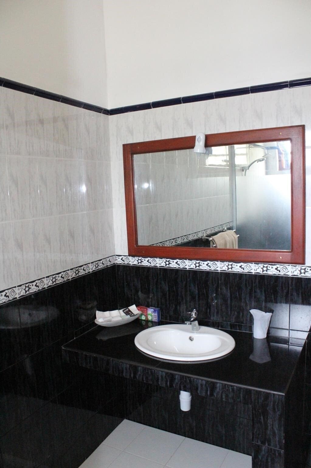 Зображення Hotel Bendota Village 3*