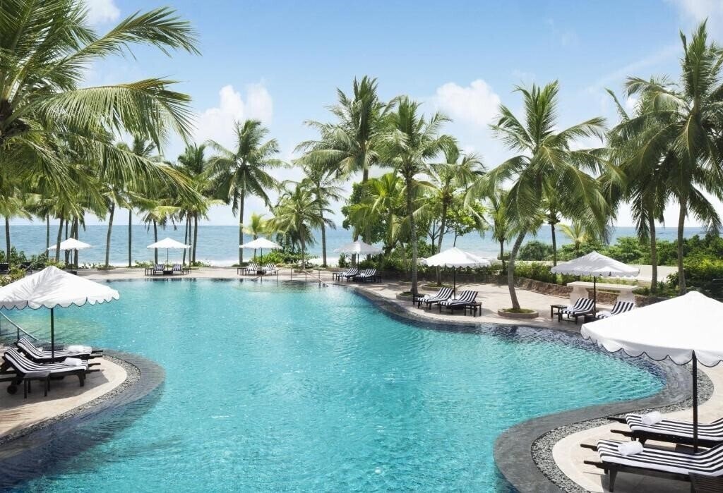 Отель Taj Bentota Resort & Spa (ex. Vivanta By Taj) 5*