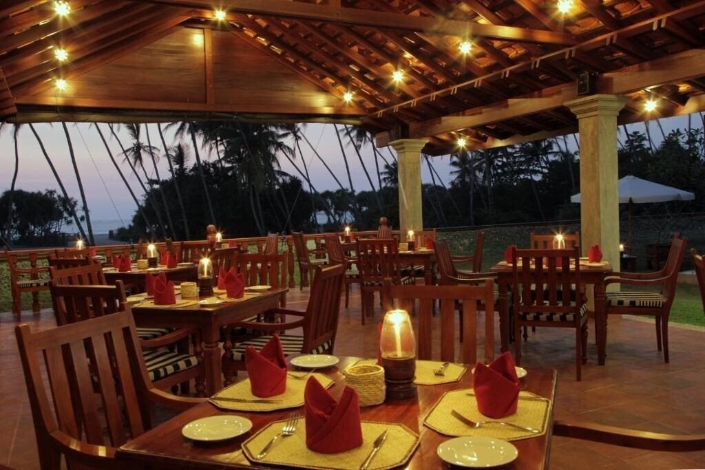 Изображение Prince Beach Hotel Bentota 3*