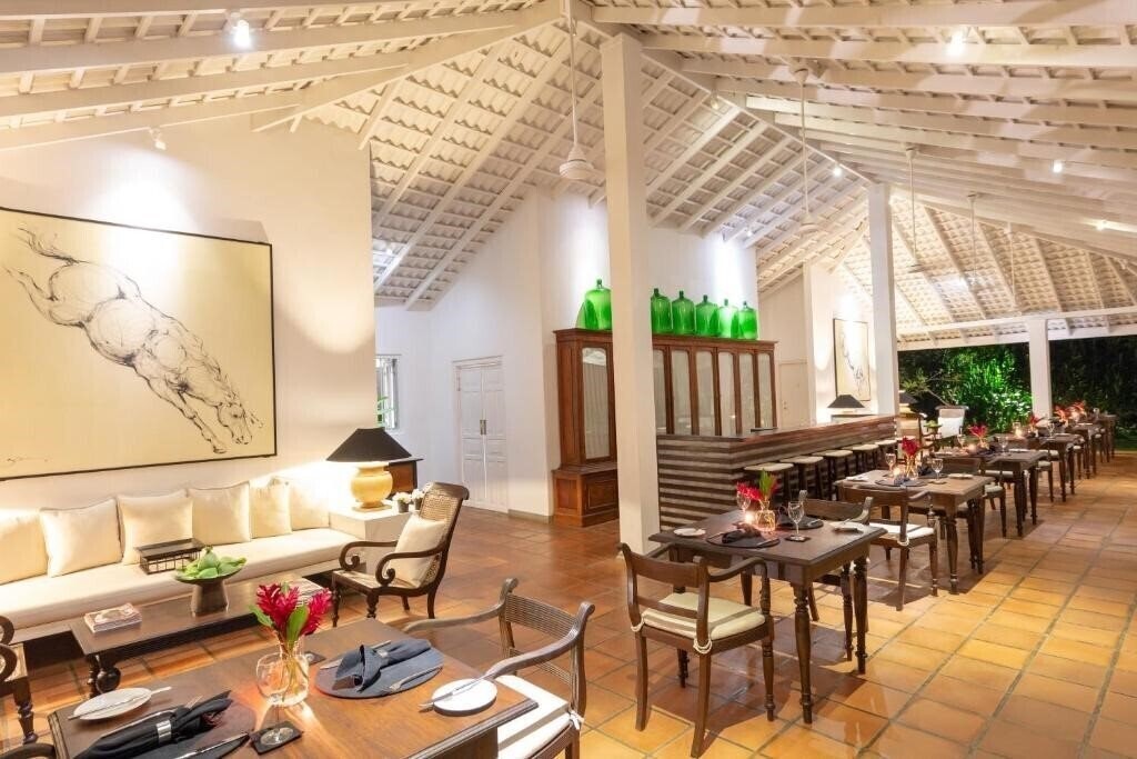 Зображення Taru Villas Rock Villa Deluxe 5*