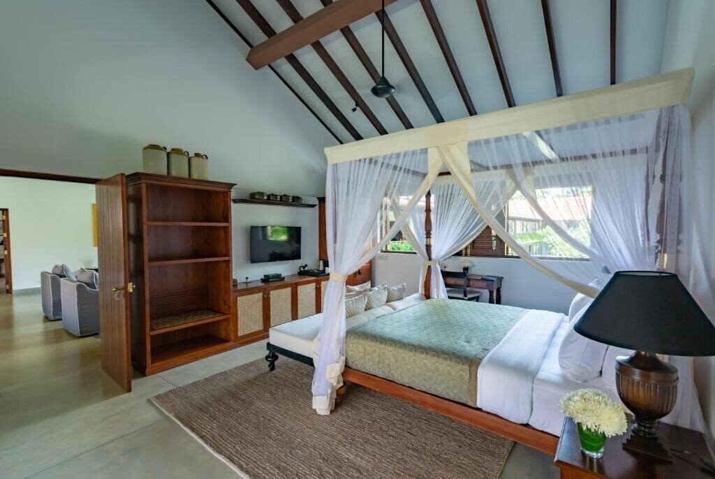 Фотографія Taru Villas The Long House 5*
