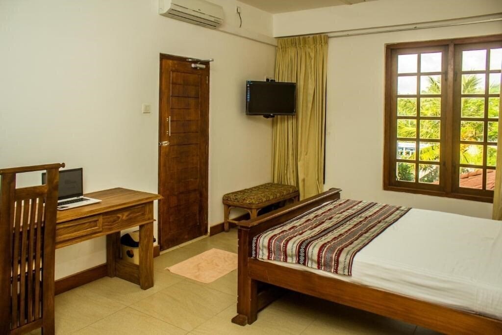 Фотографія Serendib Beach Hotel 3*