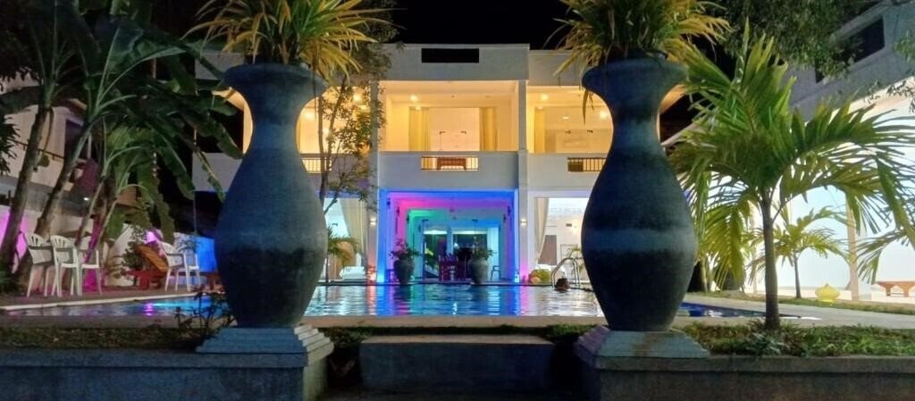 Готель Mangroven River View Hotel отель без категории