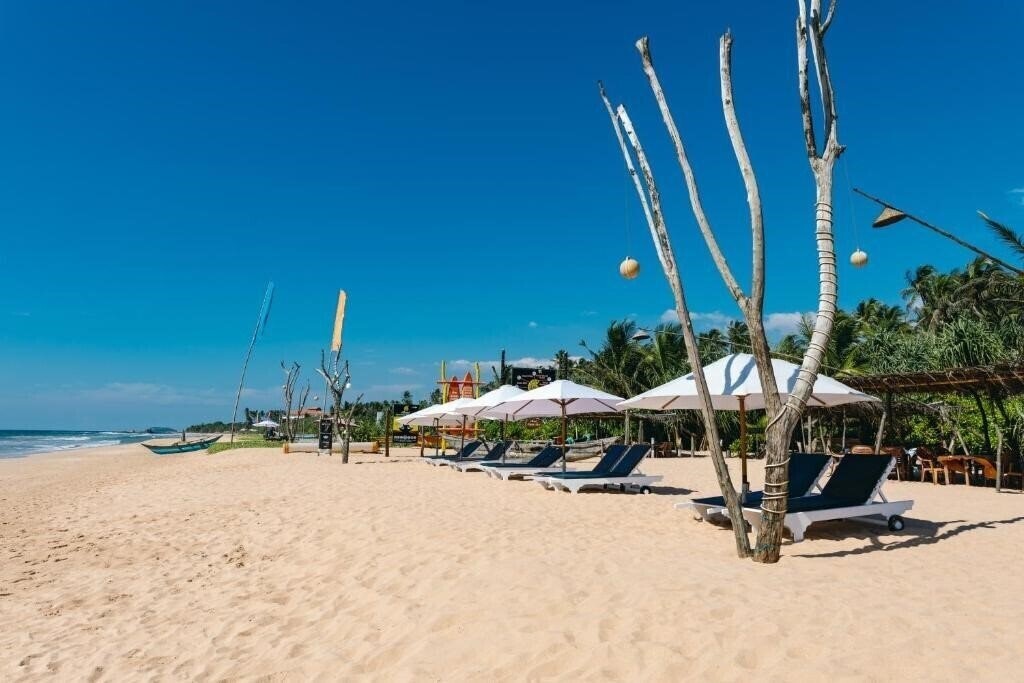 Готель Amal Beach Hotel 3*