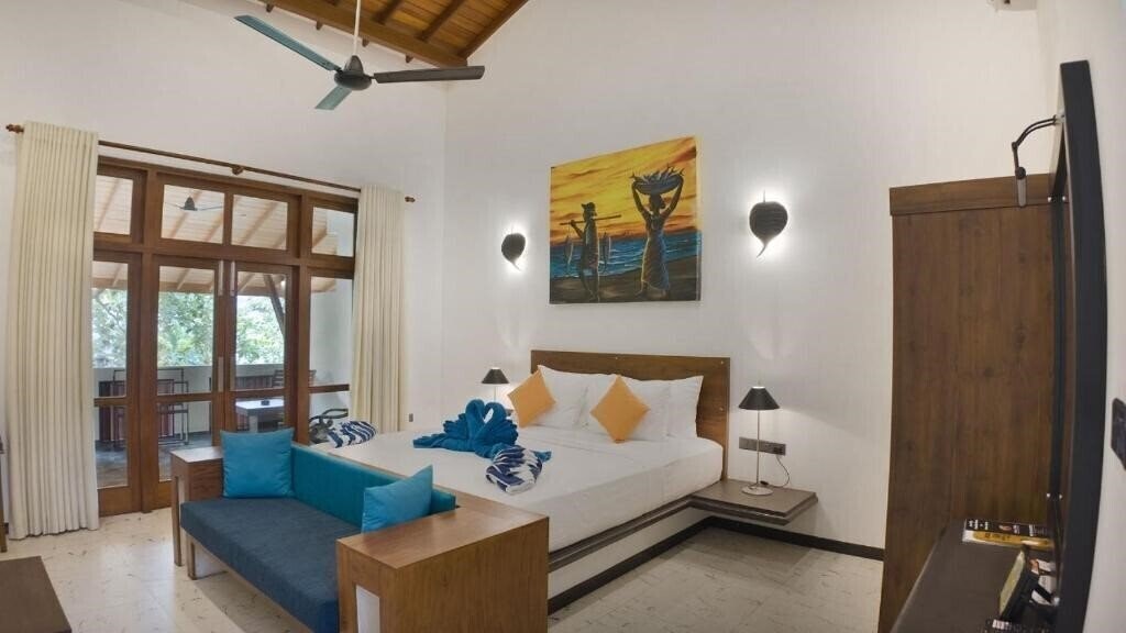 Фото Amal Beach Hotel 3*