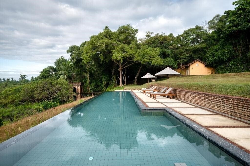 Фото Lunuganga 3*