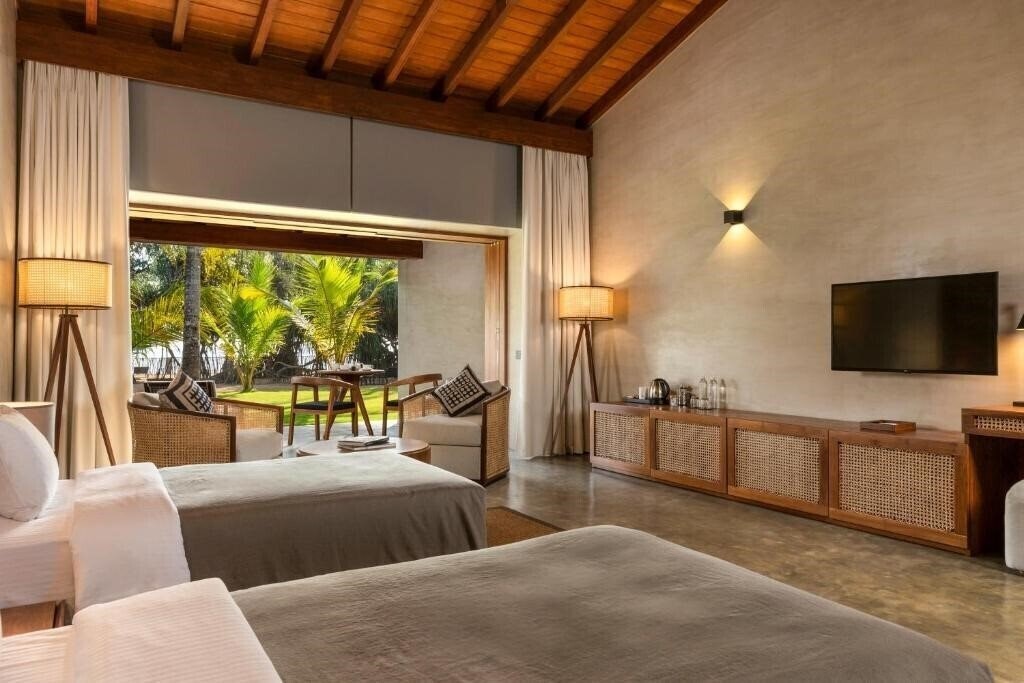 Фотографія Villa Thamburu 5*