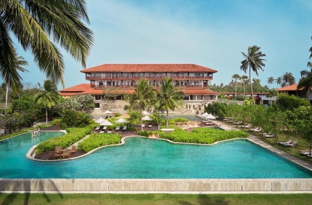 Фото Cinnamon Bentota Beach 4*