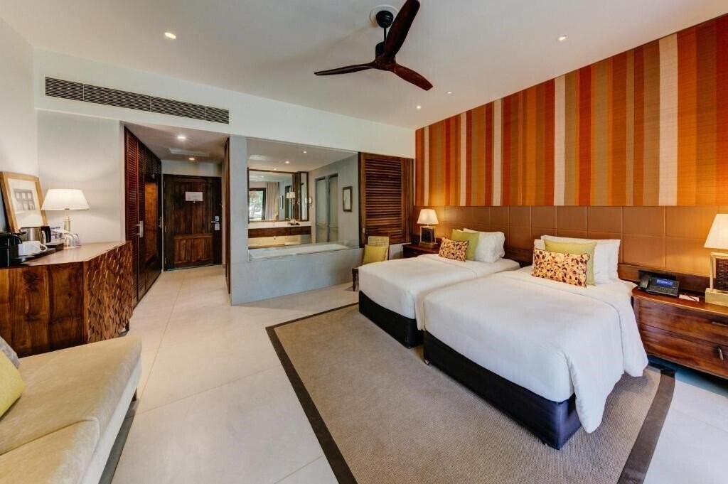 Фотографія Cinnamon Bentota Beach 4*