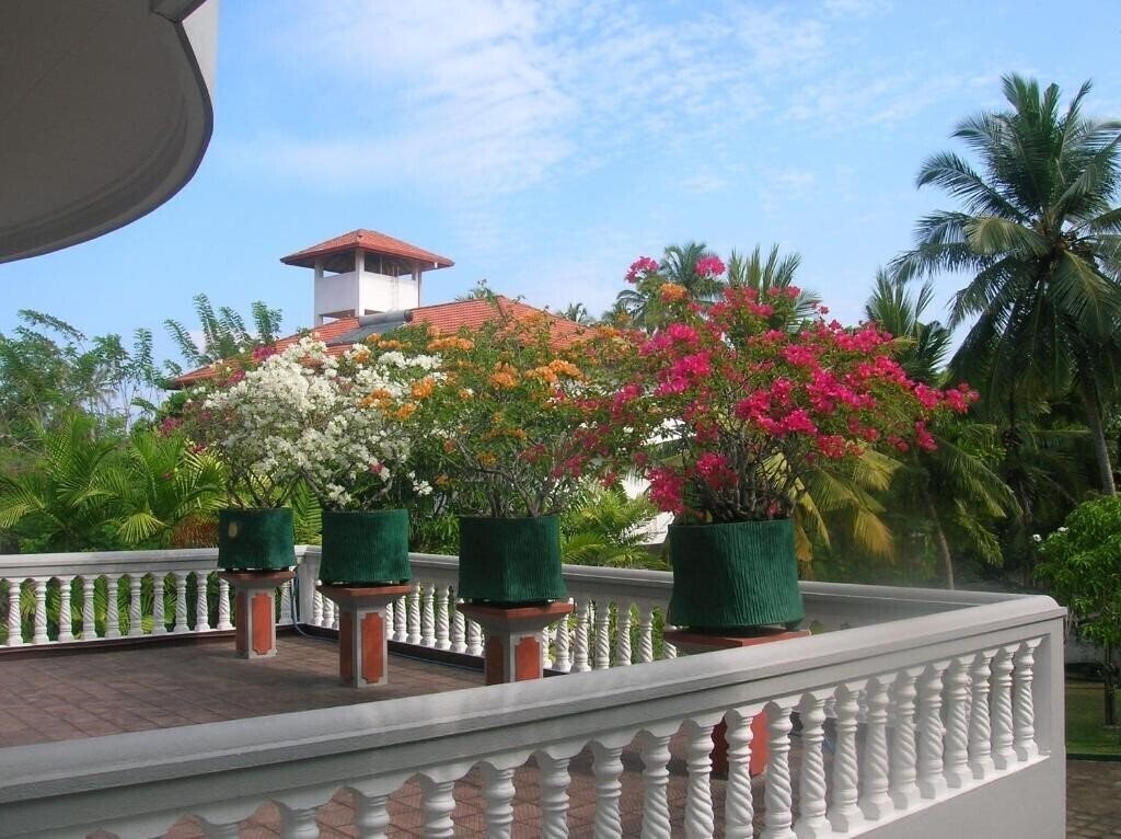 Готель Sagarika Beach Hotel 1*