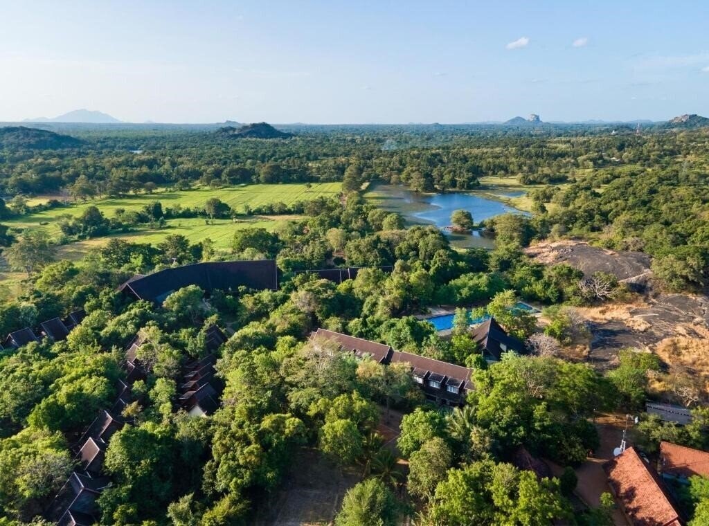 Фото Occidental Paradise Dambulla 4*