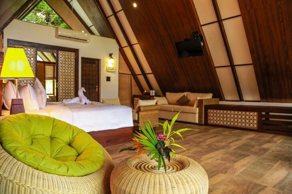 Фото Liyya Water Villas 5*