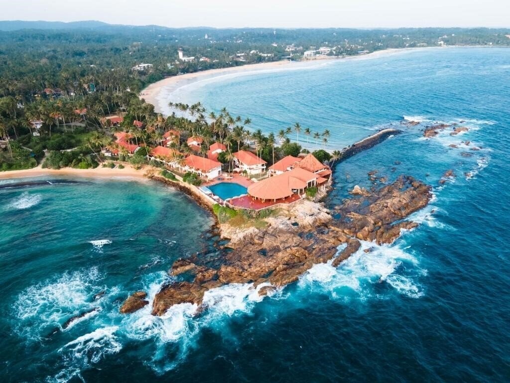 Отель Dickwella Resort SPA 4*