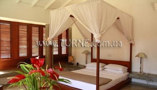 Готель Frangipani Tree 5*