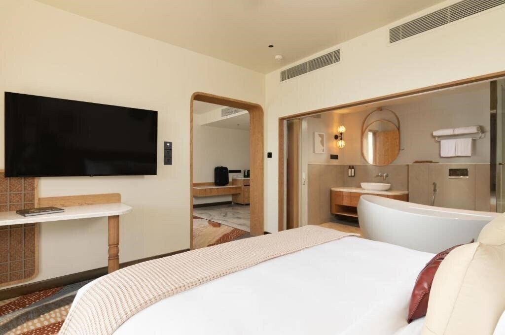 Фото Otherland Galle 4*