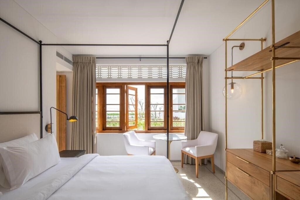 Фото The Charleston 4*