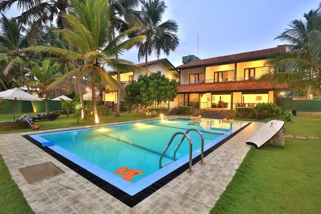 Фотографія Sea Rock Villa 3*