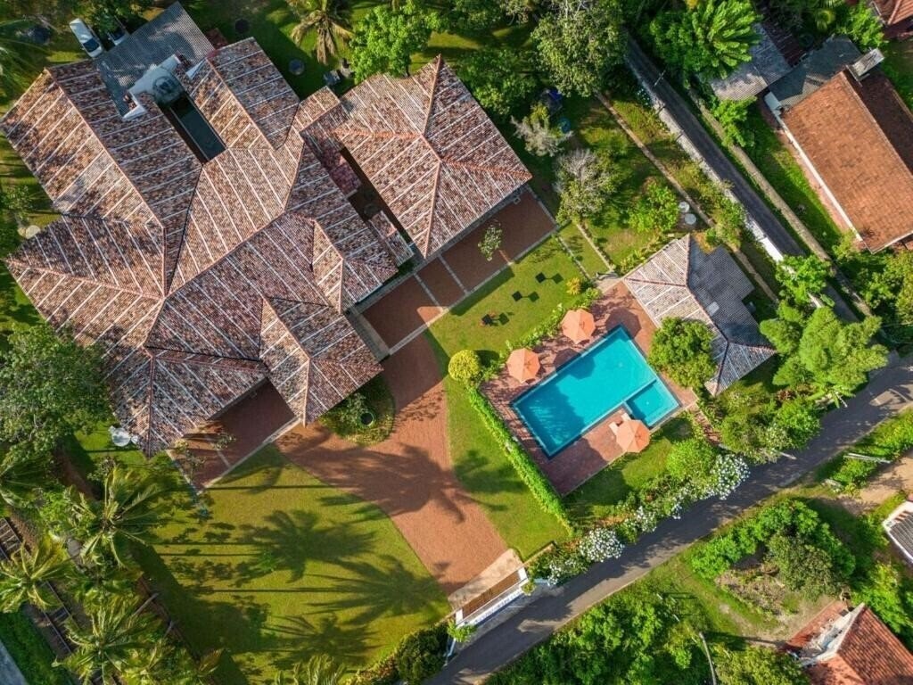 Отель Ceylo Villa 4*