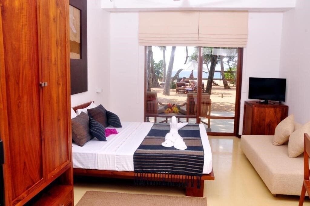 Картинка Pandanus Beach Resort & Spa 4*