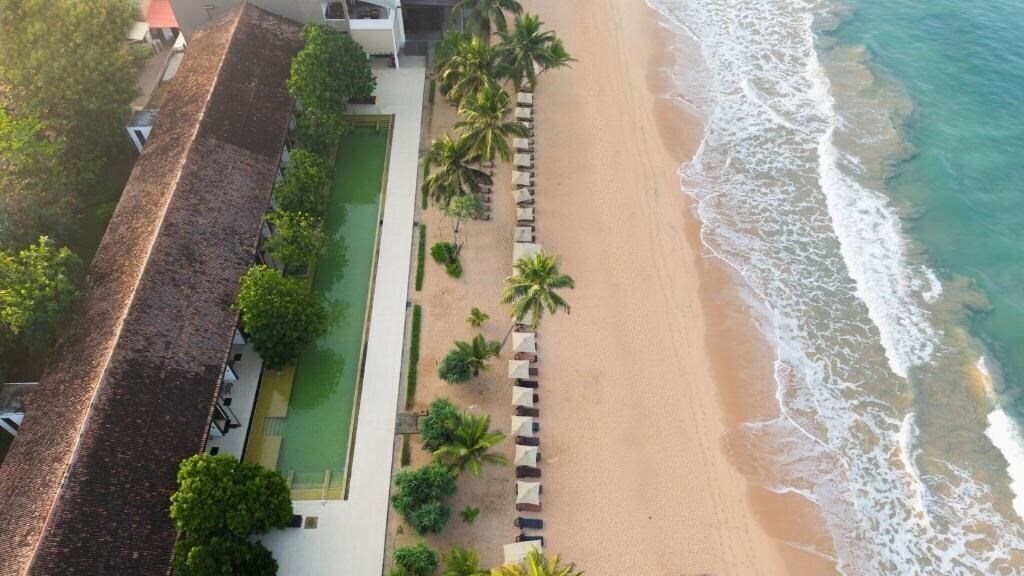 Отель Pandanus Beach Resort & Spa 4*