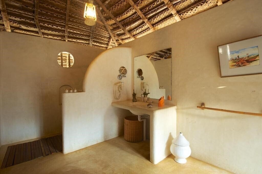 Фото Dolphin Beach 4*