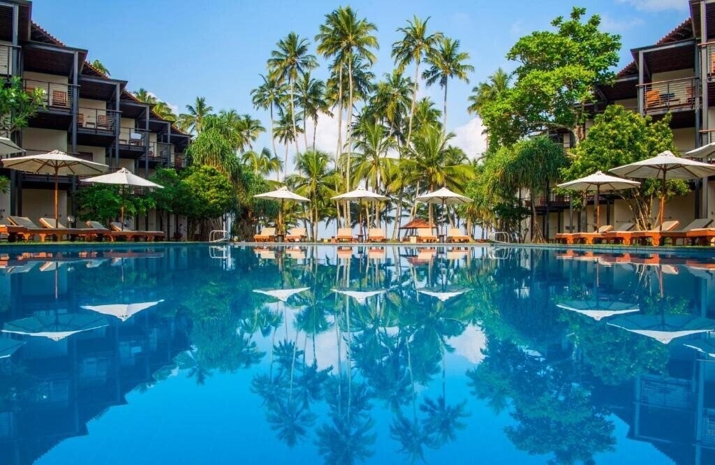 Отель Mermaid Hotel & Club Kalutara 3*