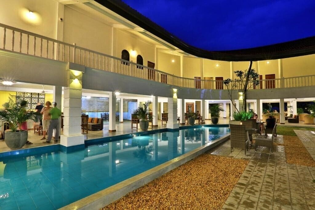 Изображение Hibiscus Beach Hotel 3*