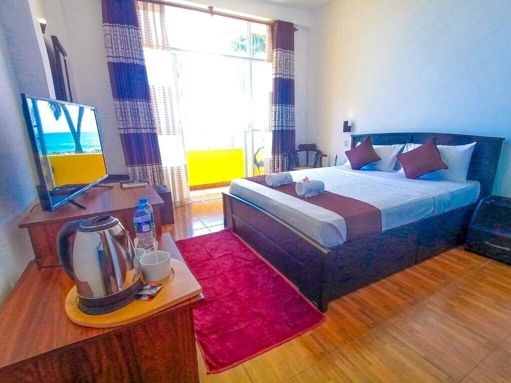 Фотографія Oreo Beach Hotel 3*