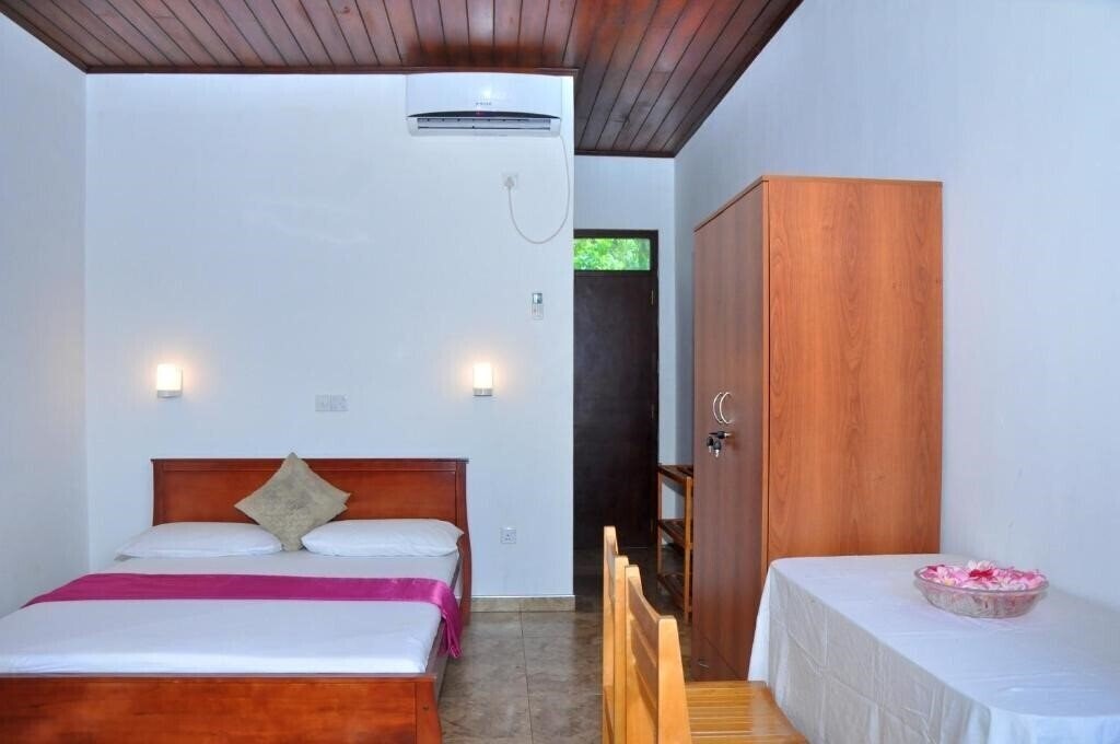 Изображение Green Shadows Beach Hotel 2*