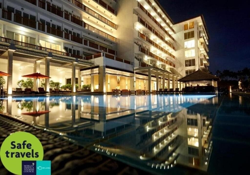Фото Turyaa Kalutara (ex. The Sands Hotel) 5*