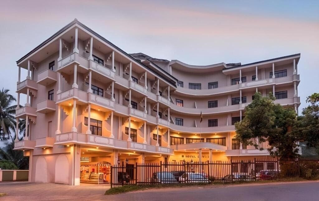 Готель Devon Hotel 3*