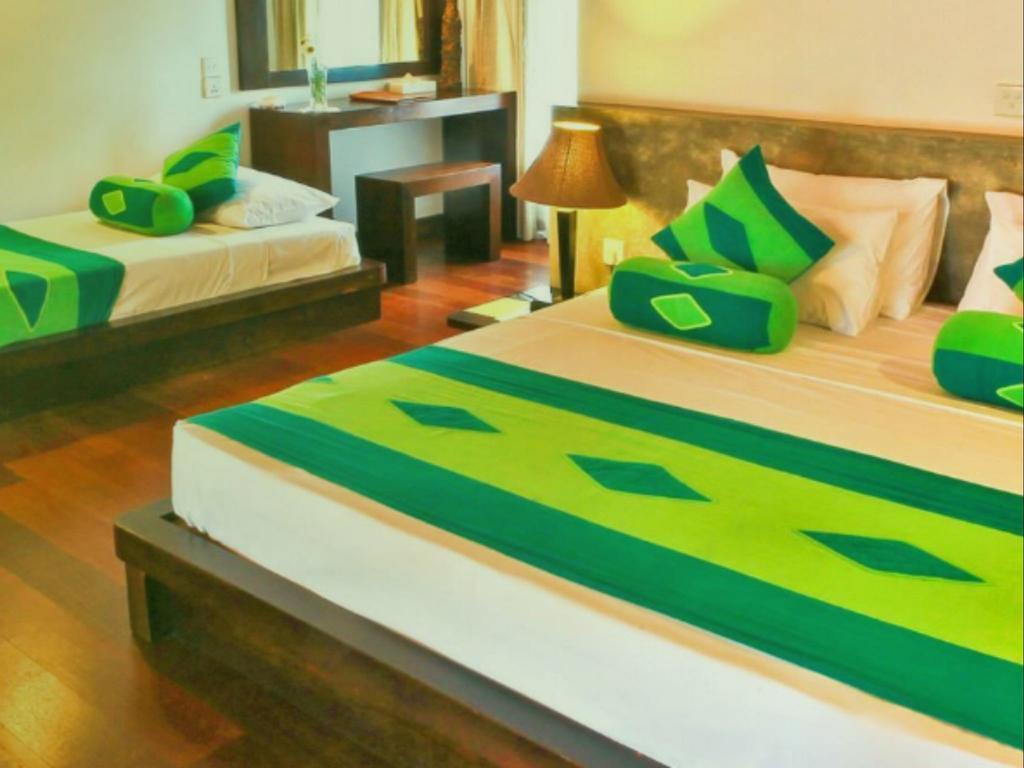 Картинка Tree Of Life 4*