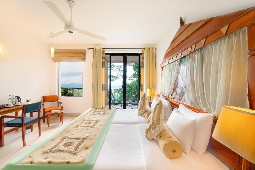Фото Randholee Resort 4*