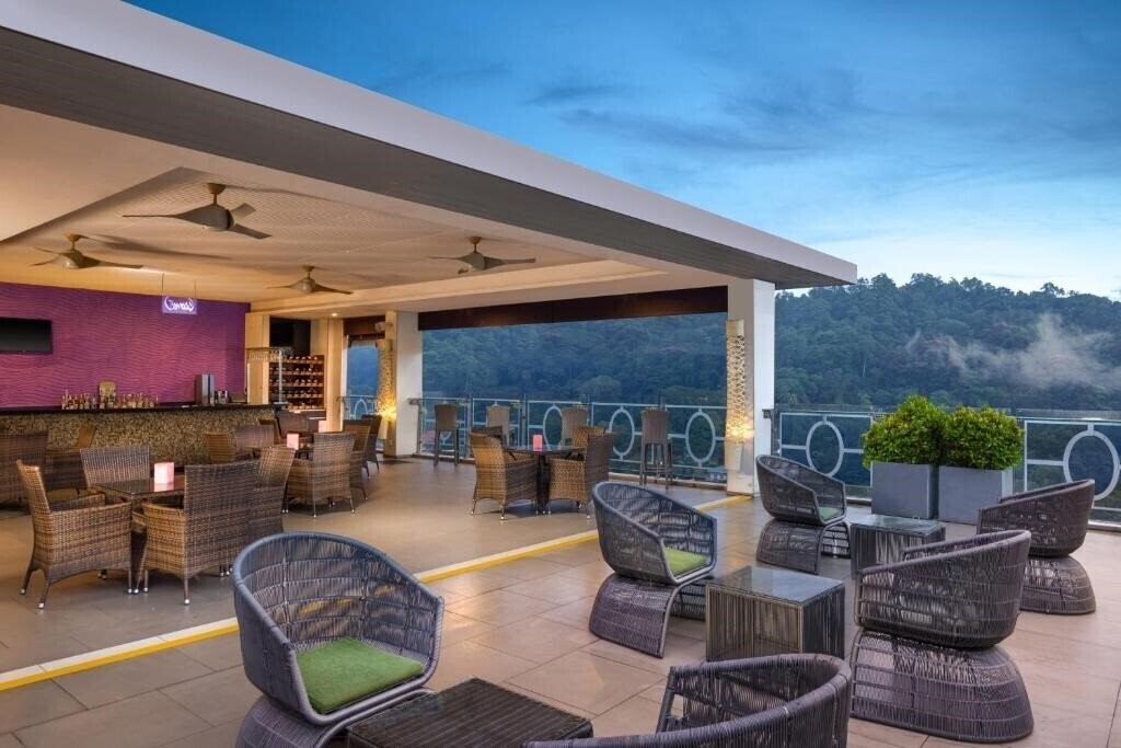 Картинка Radisson Hotel Kandy 4*