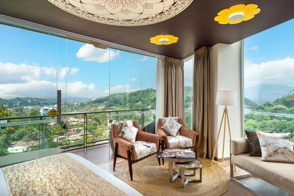 Готель Grand Serendib Hotel 5*
