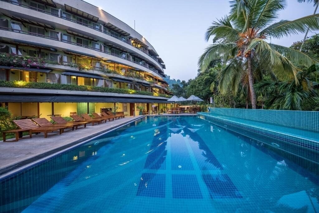 Зображення Earl'S Regent Kandy 4*