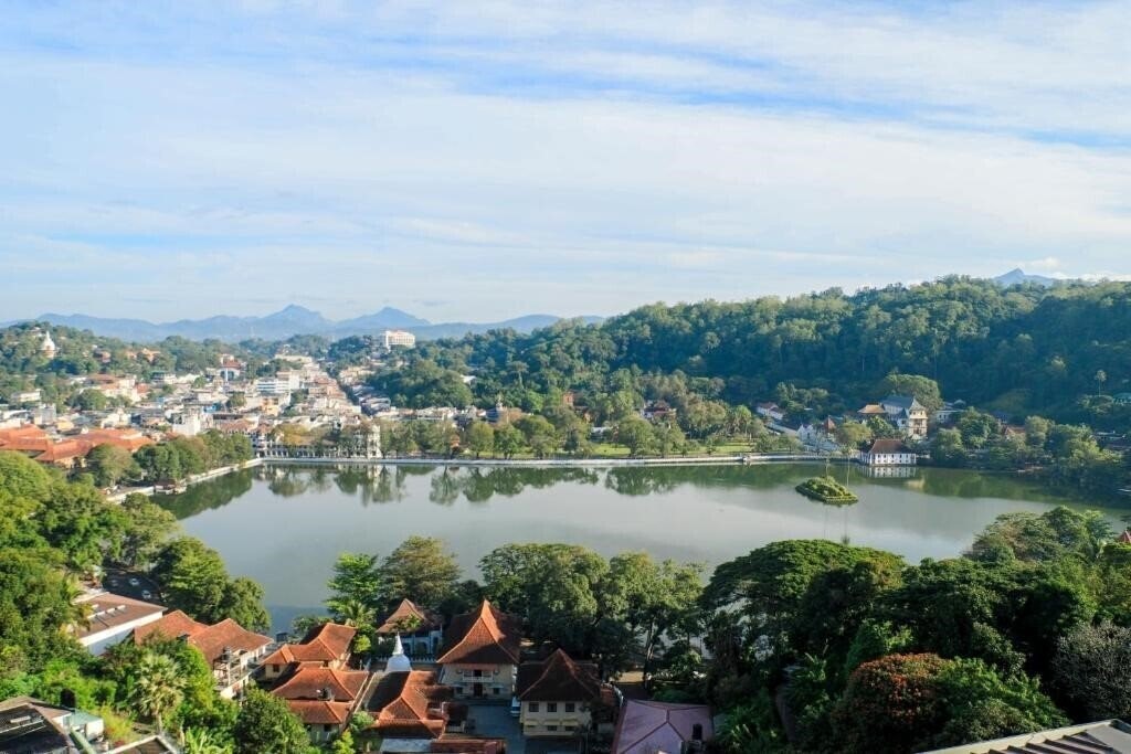 Фото Oak Ray Heritage Hotel 4*
