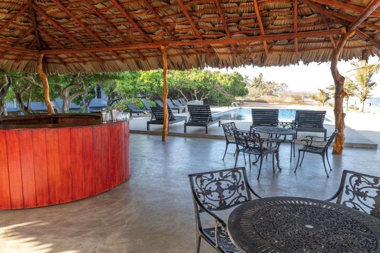 Фото Peacock Beach Hotel 4*