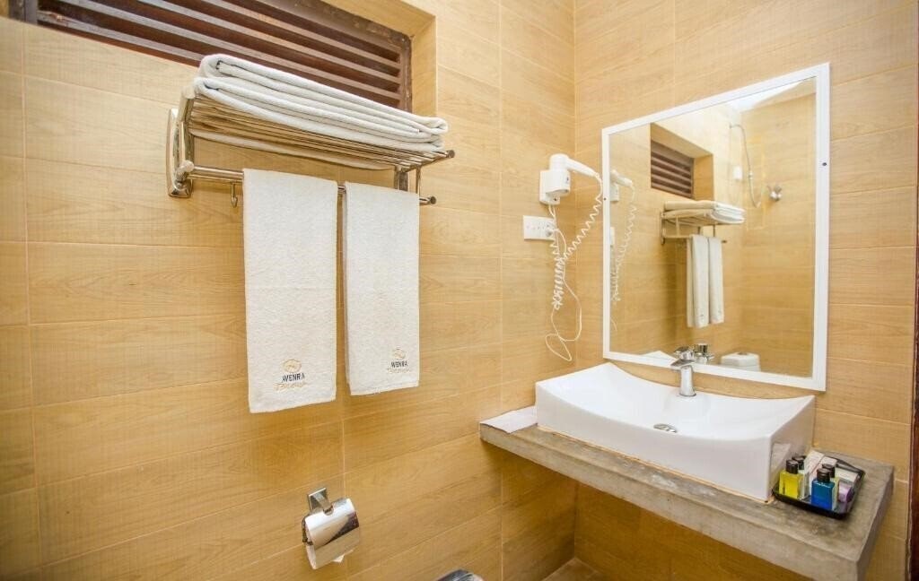 Фотографія Avenra Beach Hotel 4*