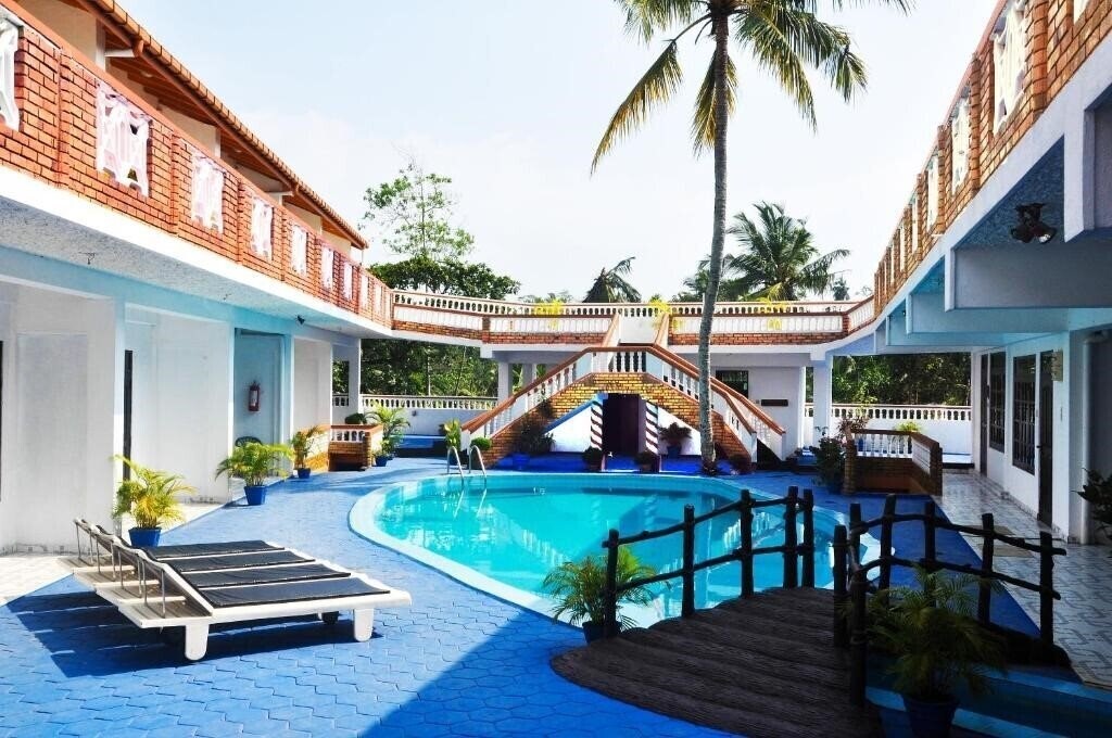 Фотографія Hotel Thai Lanka 2*