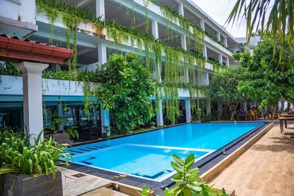 Фотографія Cool Beach Hotel 2*