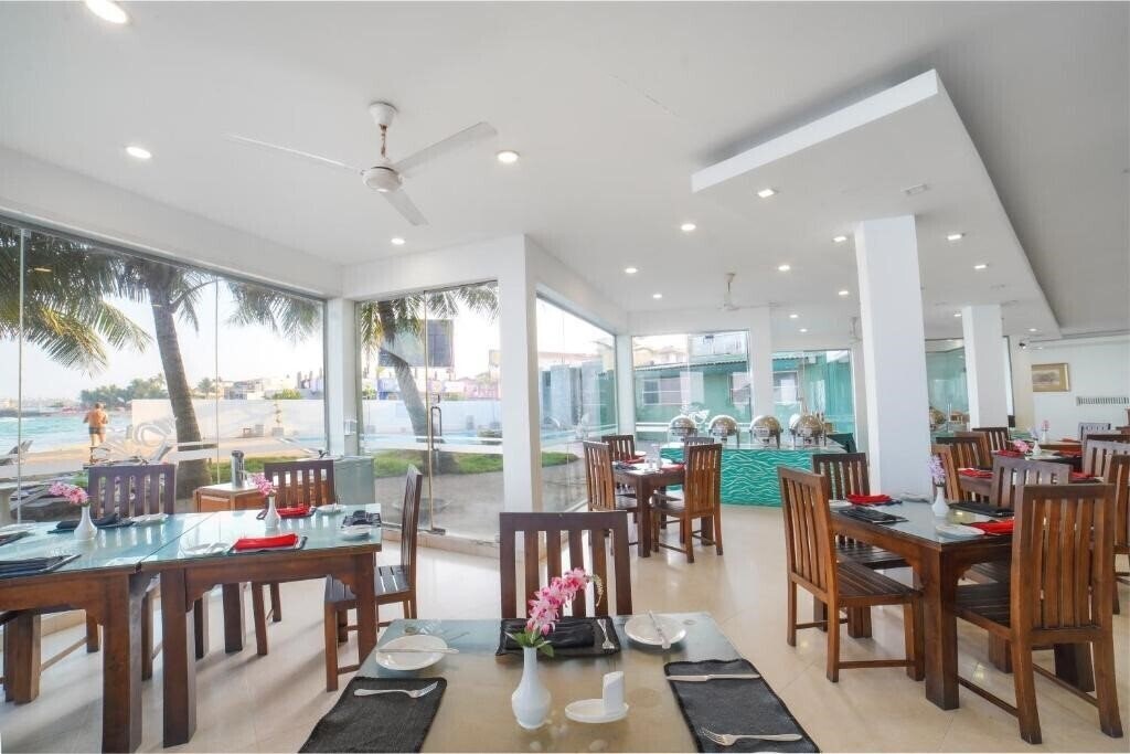 Фотография Hikkaduwa Beach 3*