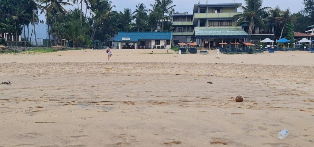Картинка Thirangama Beach 2*