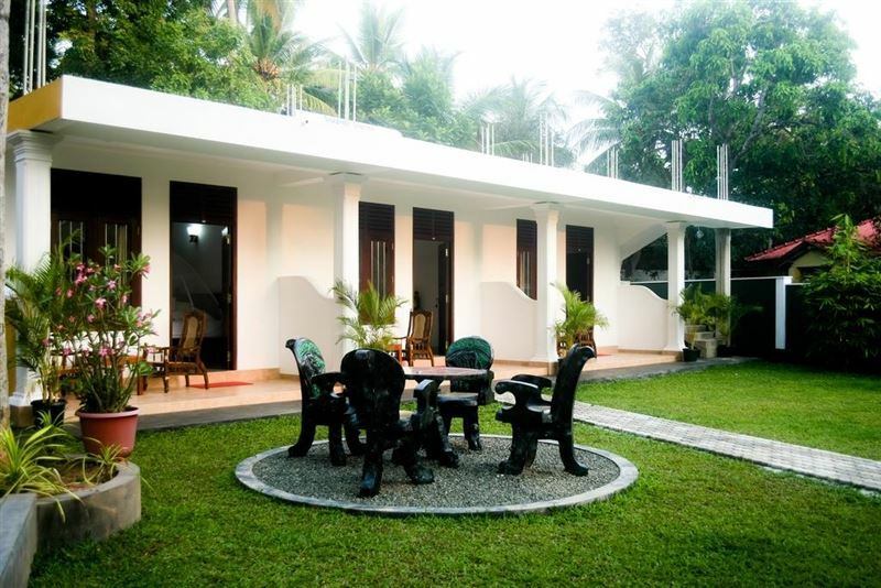 Фотографія Villa De White Sambur 3*