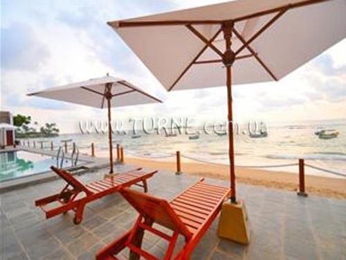 Отель Coral Rock by Amaya 3*